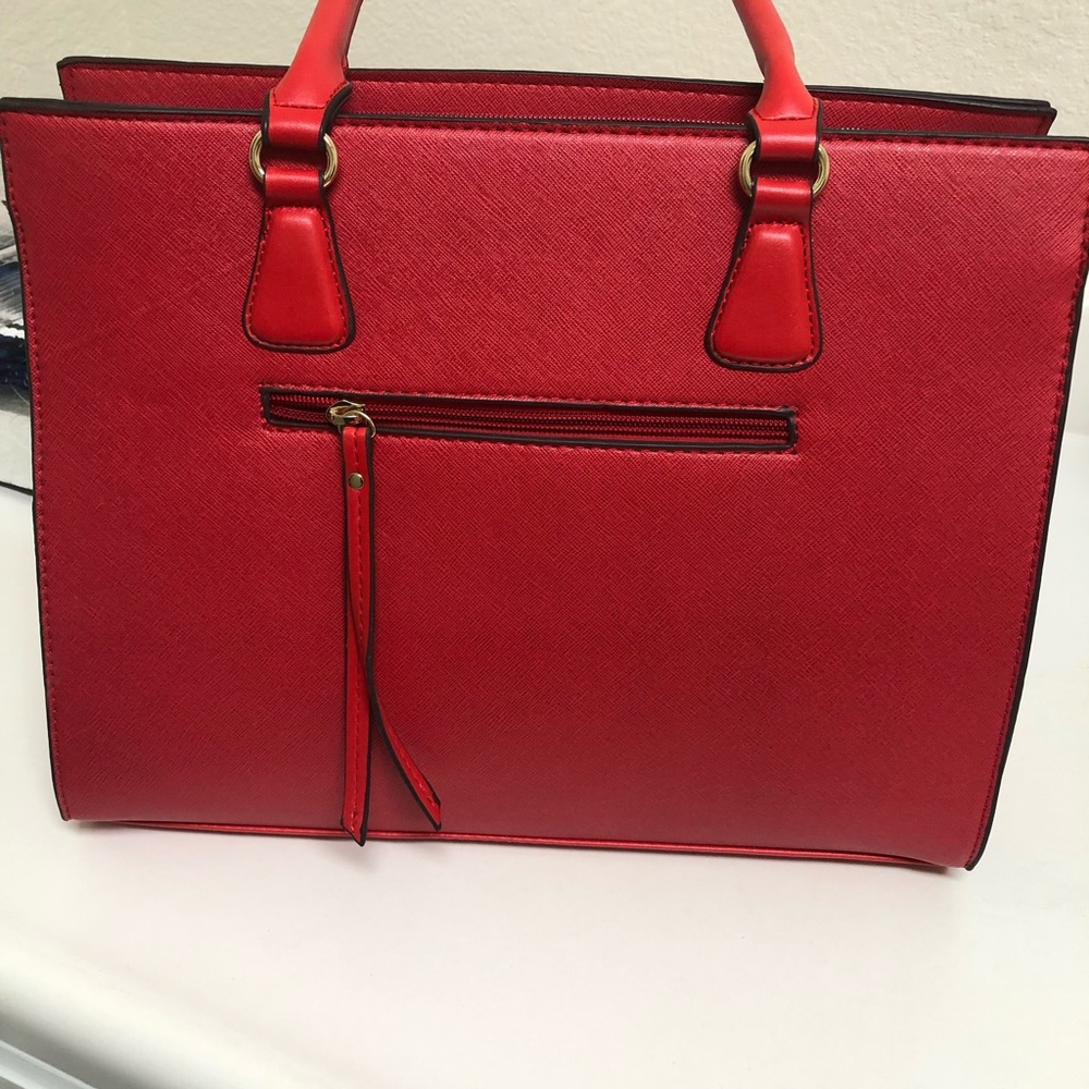 Adrienne Vittadini Purse
